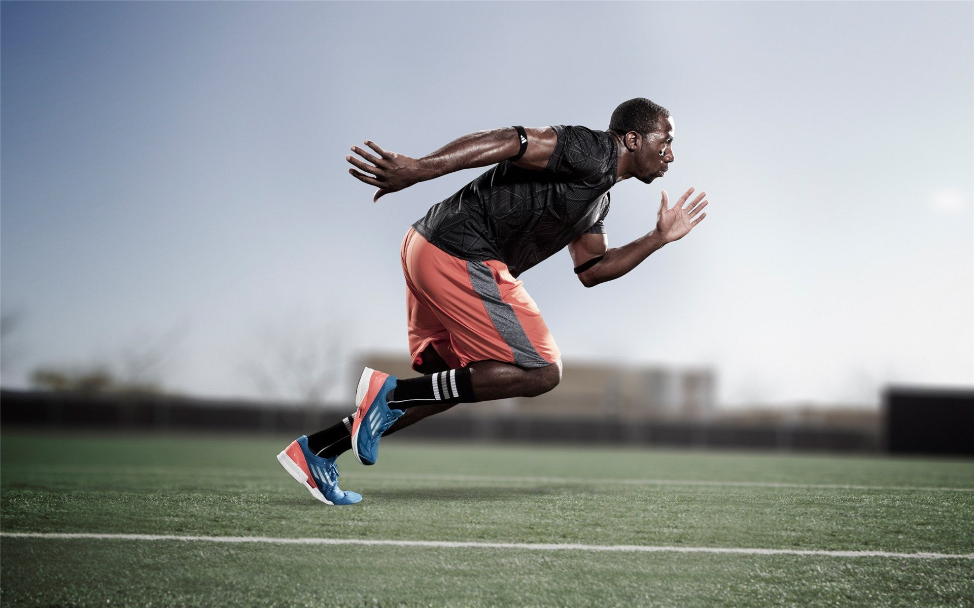 西甲激战马德里德比平分秋色，马德里竞技西甲